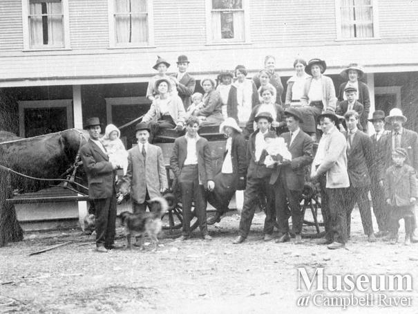 Picnic group from Campbell River at Forbes Landing Lodge