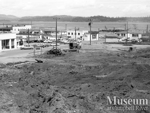 Construction of the Campbell River Plaza