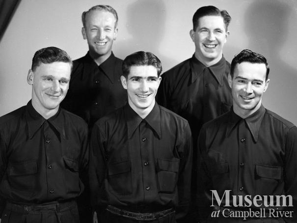 Members of the Quinsam Men's 5 Pin bowling team 