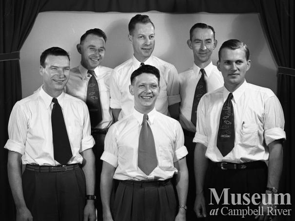 Members of the Campbell River Garage Bowling Team 