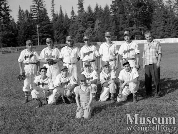 Campbell River Baseball Team "Cougars"