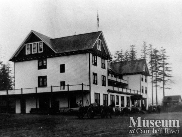 The third Willows Hotel, Campbell River