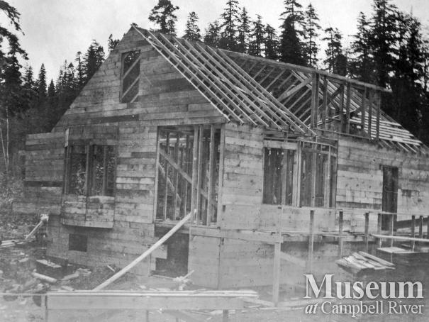 The Pidcock house under construction