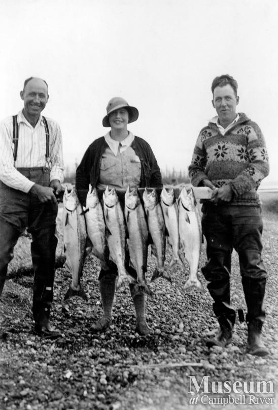 Reginald and Herbert Pidcock with a salmon