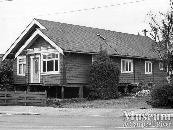 Moving the former home of Oscar and Agnus Thulin