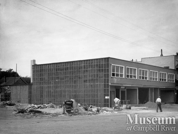 L&H block  under construction, Campbell River
