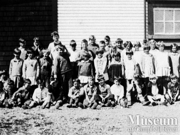Students of Campbell River School