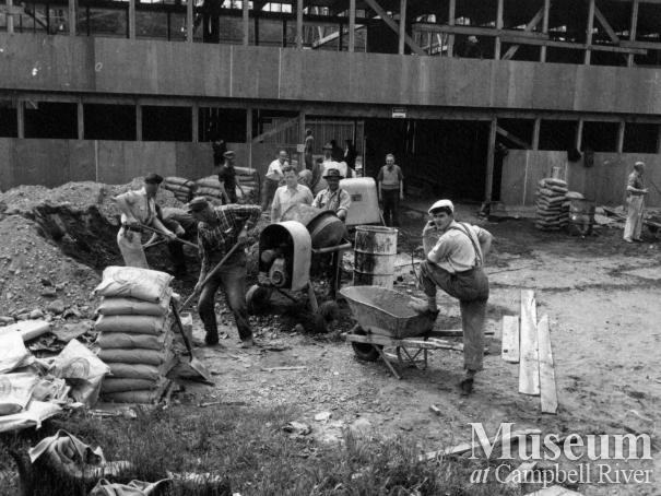 Construction of the Community Hall, Campbell River