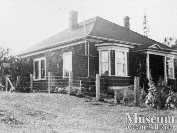 Simms house on Island Highway near Willow Point.