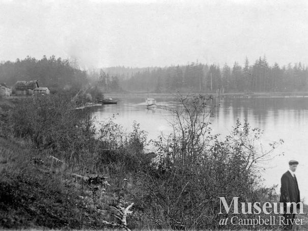 The mouth of the Campbell River at the Tyee Spit