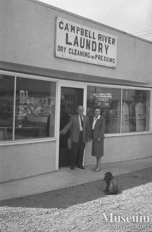 Store front of Campbell River Laundry
