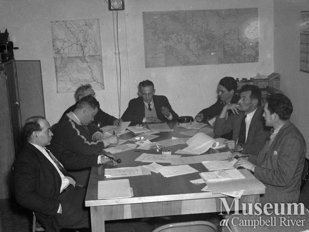 Campbell River commissioners having a meeting
