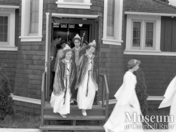 Job's Daughters at St. Peter's Anglican Church