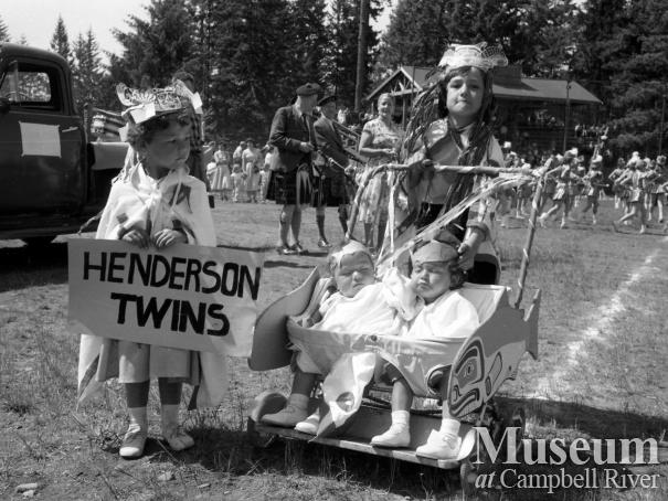 Henderson twins in the Parade, 1958